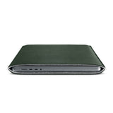 MacBook Pro 16" M4 / M3 / M2 / M1 (2024 - 2021) Woolnut Sleeve - 27.5 x 37.5 cm - Ægte Læder - Grøn